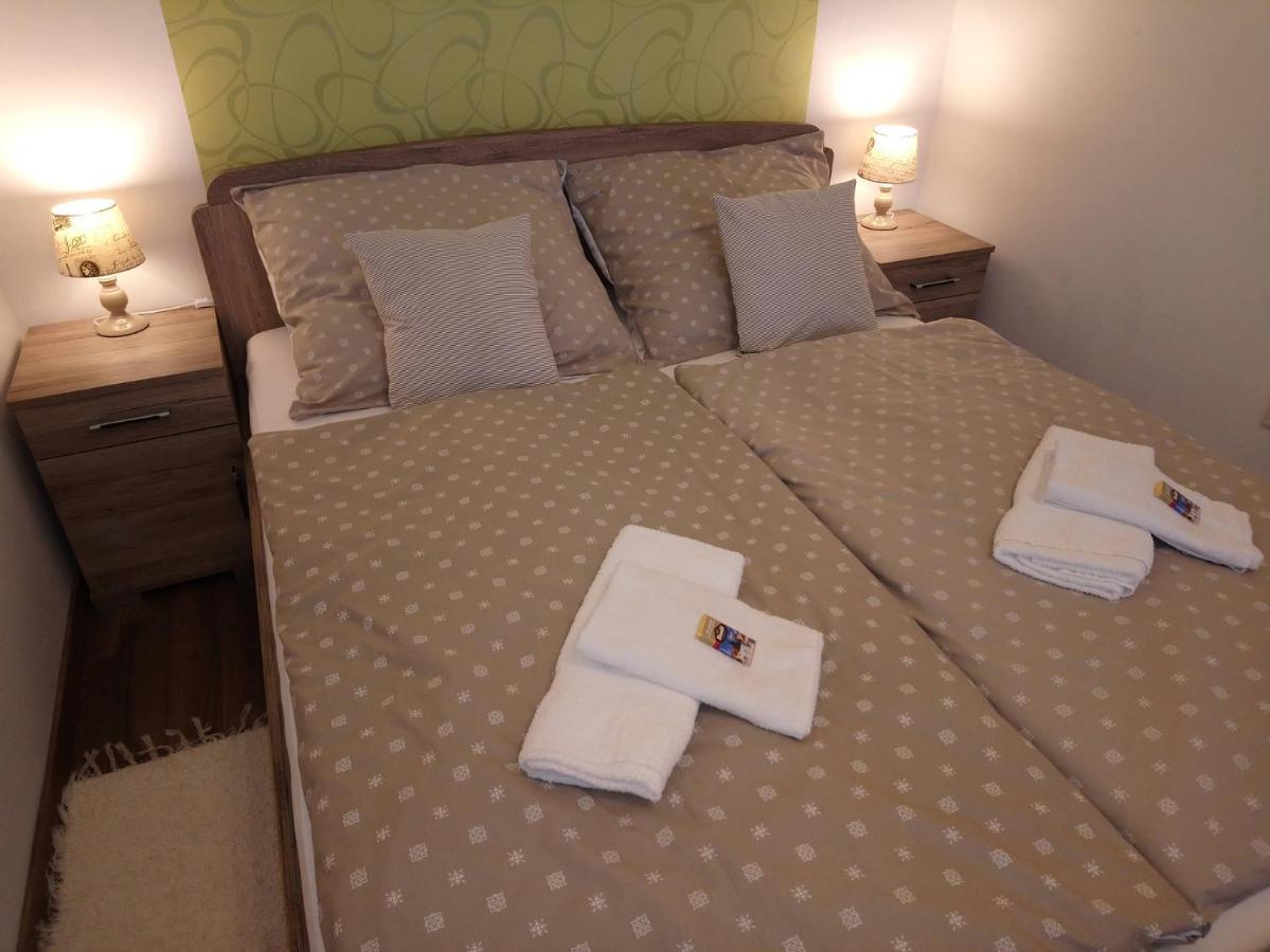 Dolina Apartman Еґер Екстер'єр фото